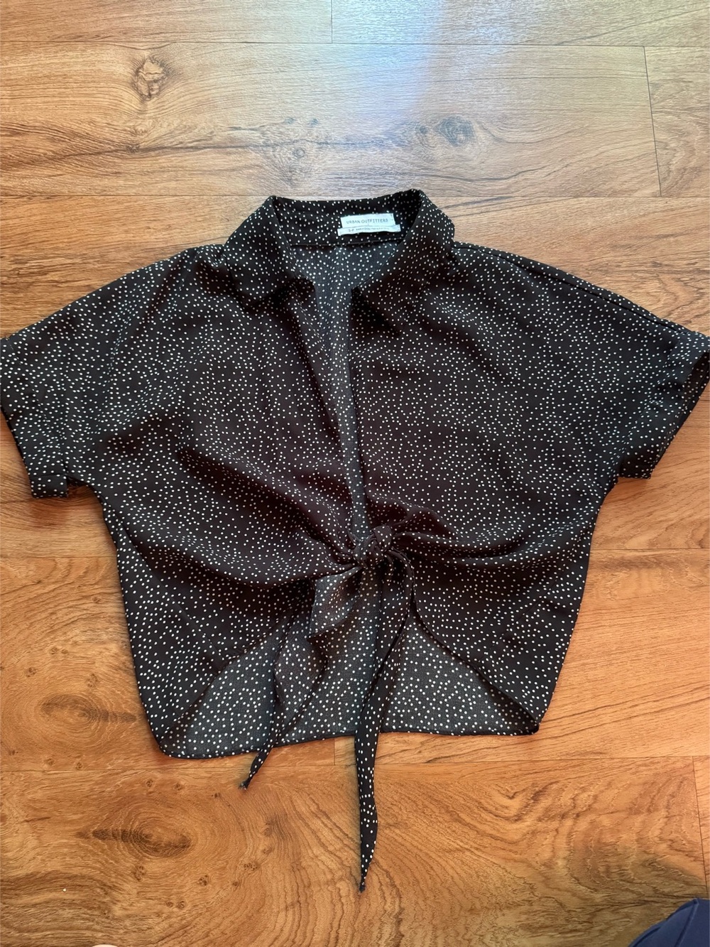 Urban Outfitters Polka Dot Tie-Front Blouse in Black & White Size Small